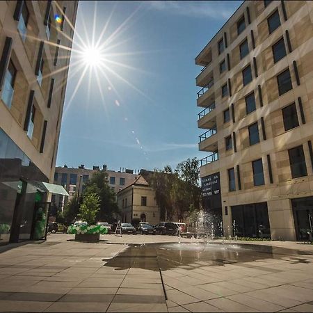 P&O Serviced Apartments Solec Varşovia Exterior foto