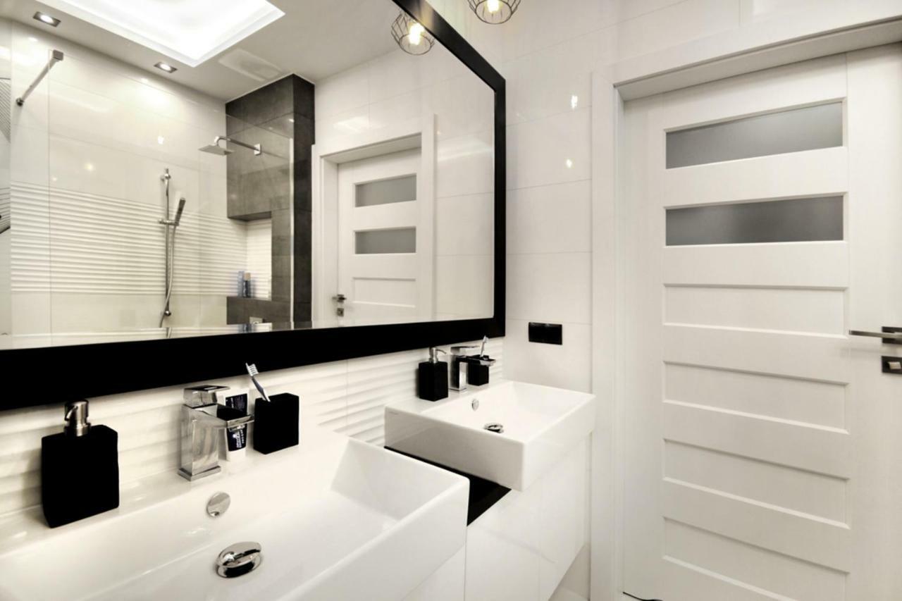 P&O Serviced Apartments Solec Varşovia Exterior foto